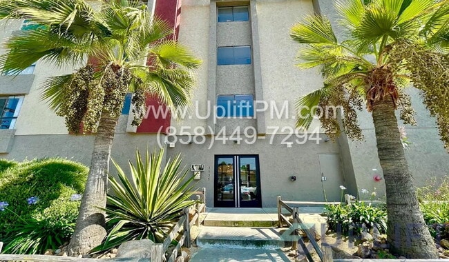 Building Photo - 3535 Monroe Ave Unit 46