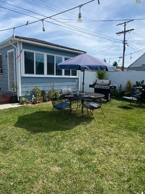 Photo - 8735 1/2 Harvard Blvd