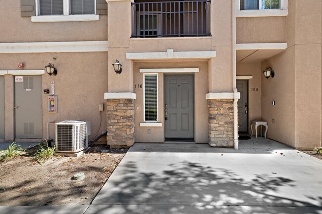 Photo - 2 bedroom Condo with an attached garage an...