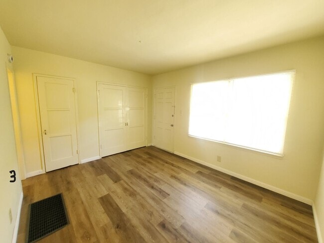 Photo - ONE TIME RENTAL (CHARLOTTE ALONZO) Unit 1722 HENDERSON