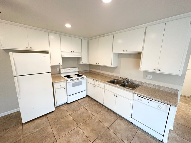 Photo - 9906 Buena Vista Dr