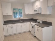 Photo - 10113 Louise Ave