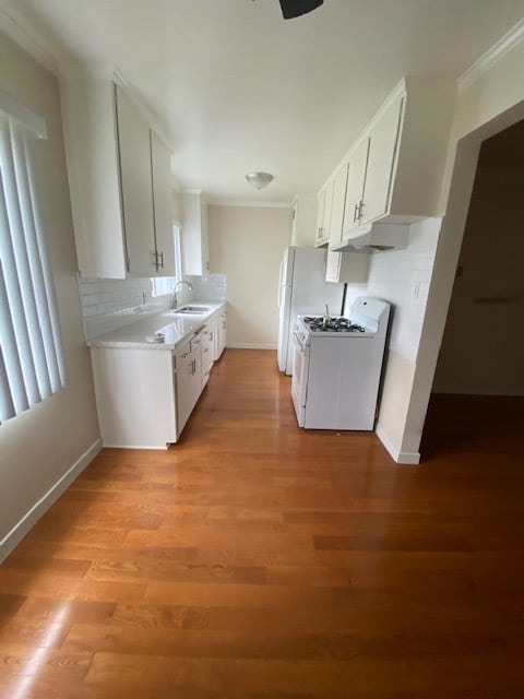 Photo - 13440 Burbank Blvd