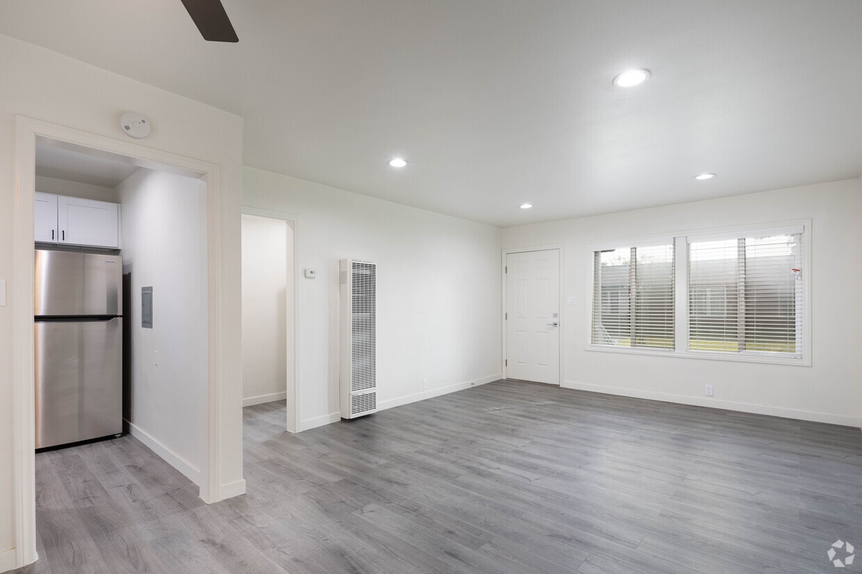 3D Tour - Huntington Manor Homes