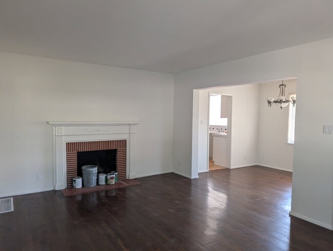 Photo - 14656 La Maida St