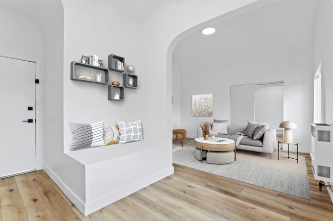 Photo - 201 Normandie Ave Unit 13