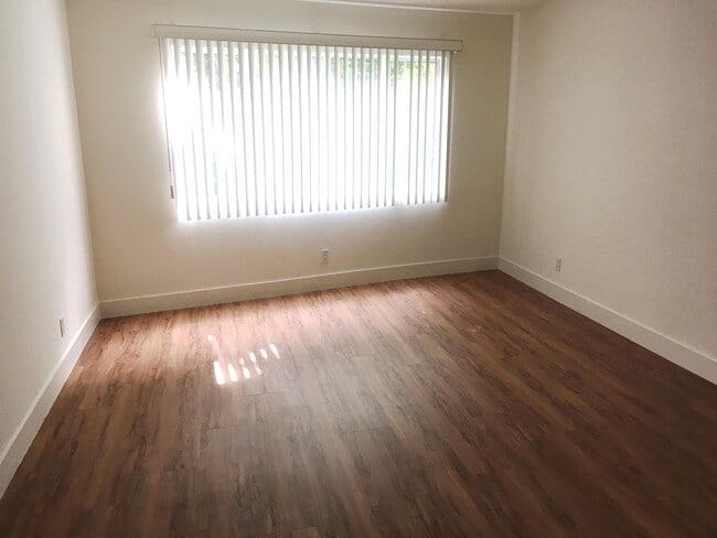 Photo - 4540 Natick Unit 207