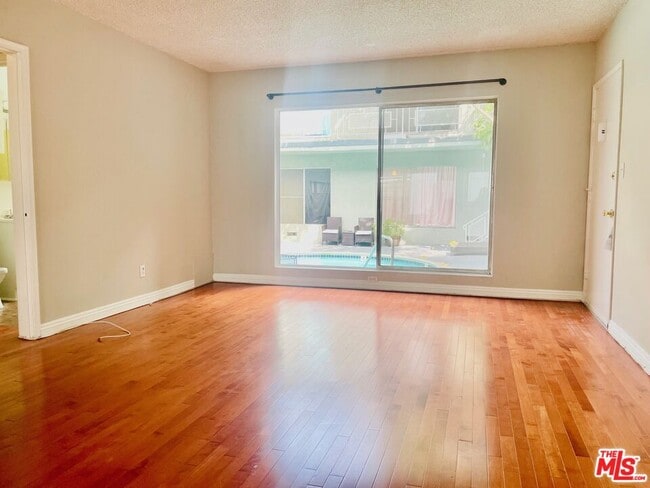 Photo - 941 N San Vicente Blvd Unit 2