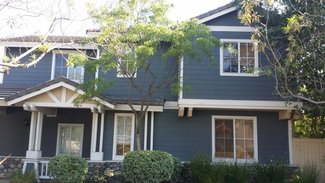 Building Photo - 101 Peppertree Ln
