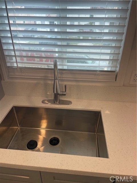 Photo - 310 E 81st St