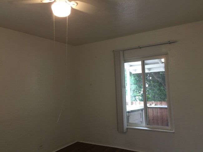 Photo - 33141 Case St