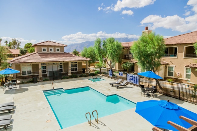 Photo - Willow Crest Townhome Aparmtents