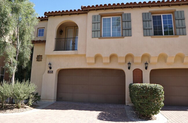 Photo - 1816 Pintura Cir W