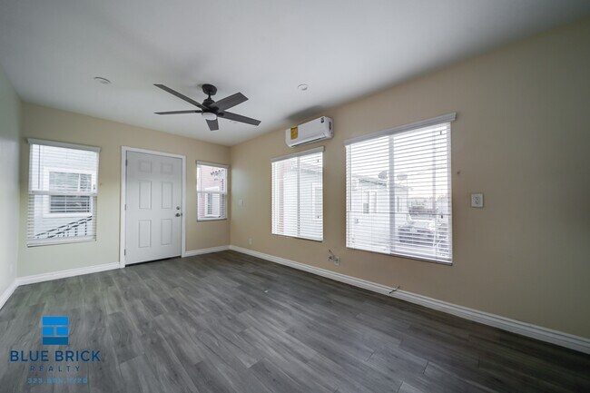 Photo - 2440 1/2 Fairmount St-1A Unit 1A