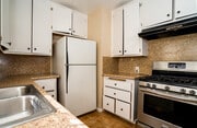 Kitchen - 2318 10th St Unit 1