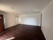 Photo - 3833 W 105th St