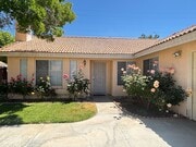 Photo - Renovated Spacious East Lancaster Single Story Home