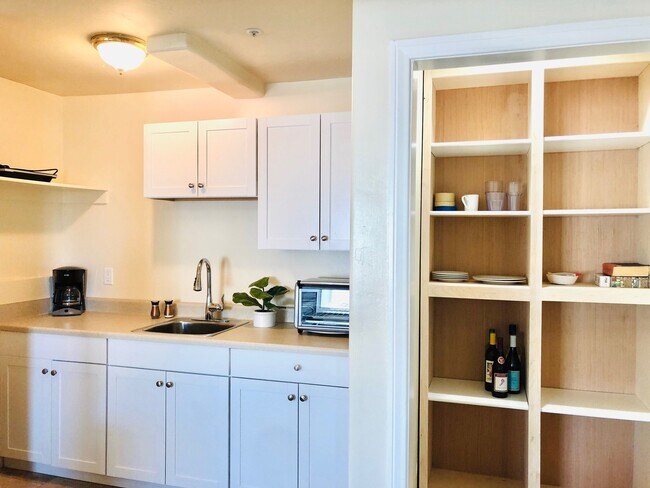 Photo - Adorable 1 BR / 1 BA Duplex Off Vulcan Ave...