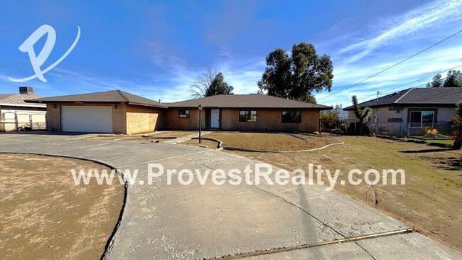 Photo - 11889 Jacaranda Ave
