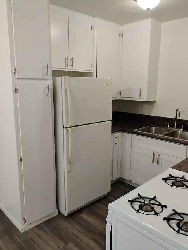 Photo - 5311 Lexington Ave Unit 8