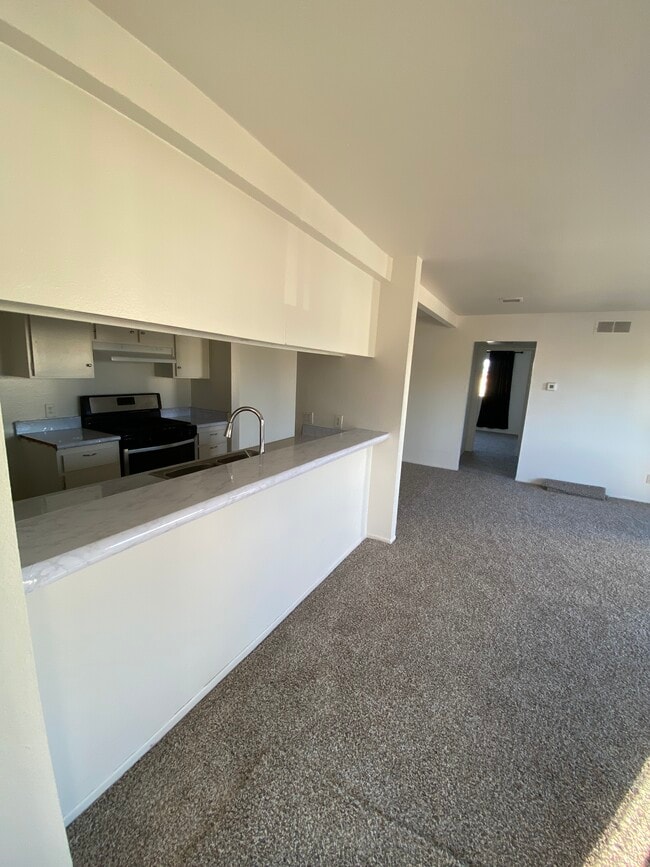 Photo - 18881 Valley Cir Unit C