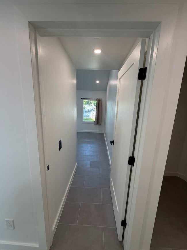 Photo - 86 Sherwood Dr