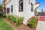 Photo - 520 S Los Robles Ave