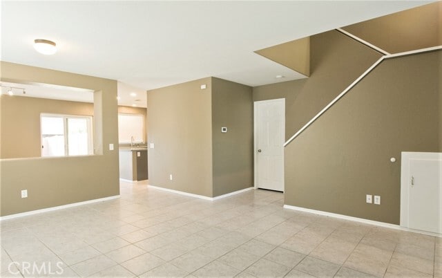 Photo - 265 S Olive St