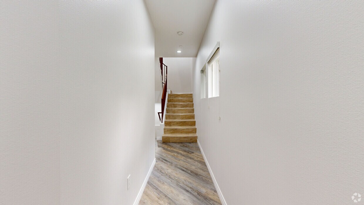 3D Tour - Almeria Townhomes