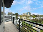 Photo - 305 La Jolla Dr House