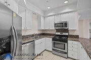 Photo - 15206 Burbank Blvd House