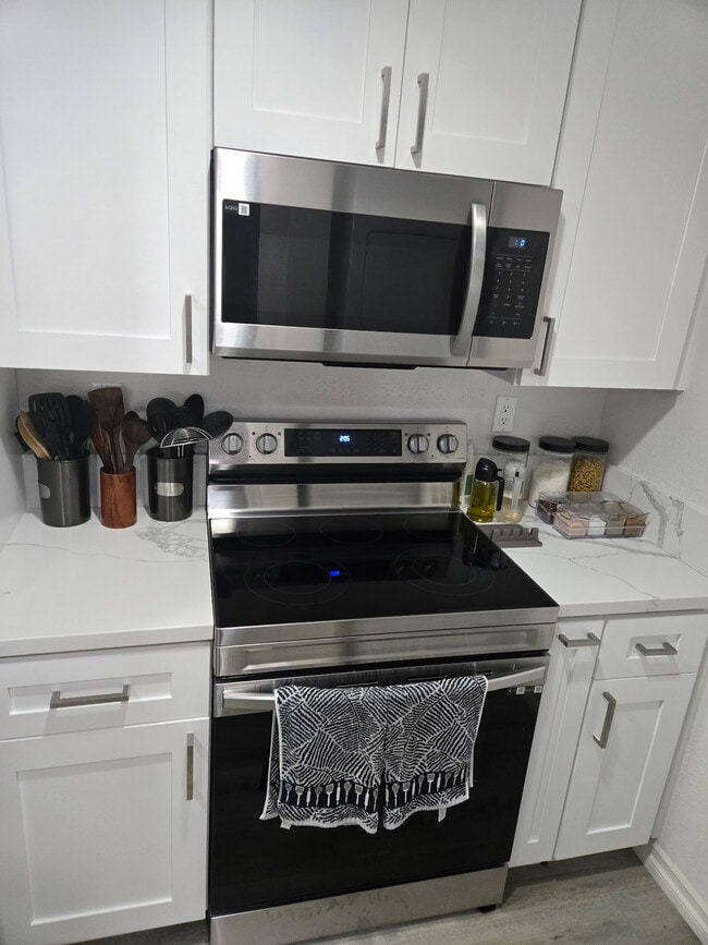 Photo - 9229 Village Glen Dr Unit 136