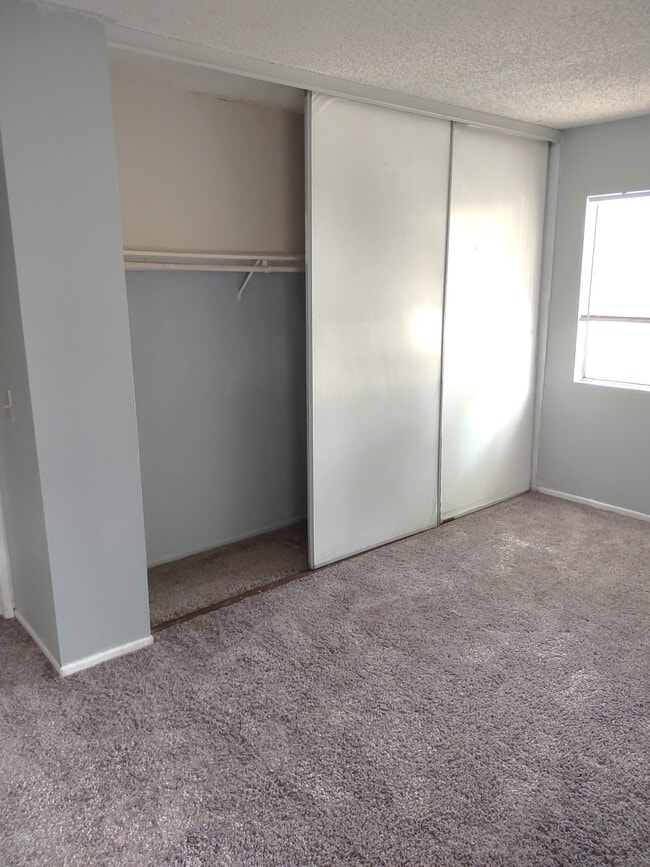Photo - 1041 W Francis St Unit B