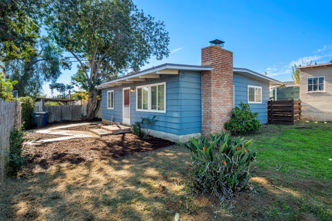 Photo - 2348 Cypress Ave