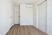 Photo - 11217 Lull St