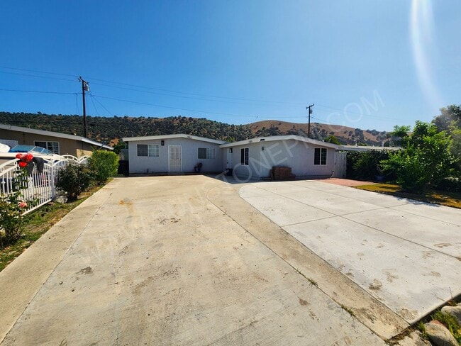 2 Bedroom, 1 bathroom - 2 Bedroom, 1 bathroom Townhome