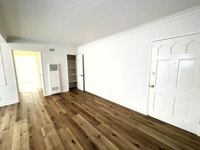 Photo - Palms Apartments