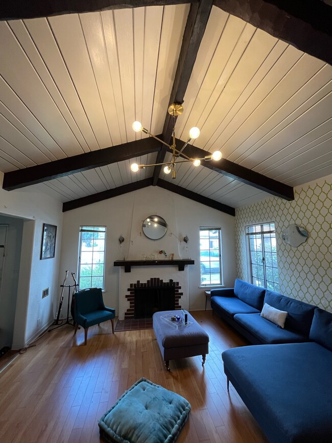 Photo - 5958 N Walnut Grove Ave