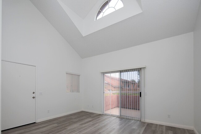 Photo - Copper Hill Apartments