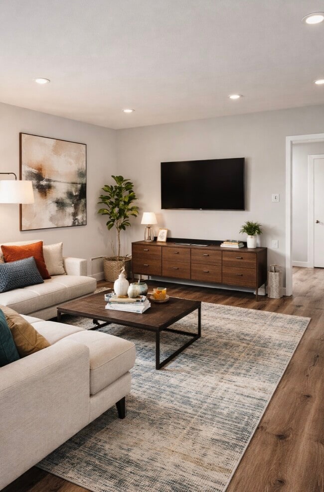 Building Photo - 2735 Harbor Blvd Unit 2735