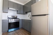 Photo - Charming Apartment with Urban Convenience ...