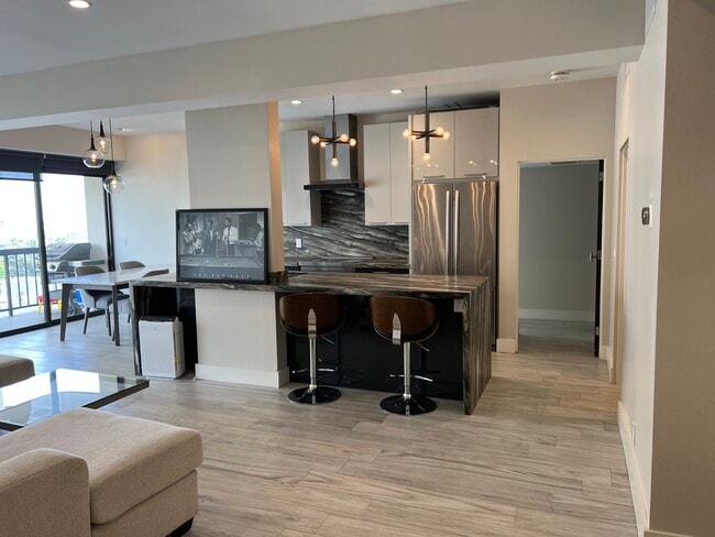 Photo - 10790 Wilshire Blvd Unit 504