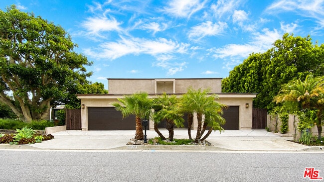 Building Photo - 31518 Broad Beach Rd