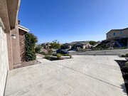 Photo - 45725 Middle Gate Ct House