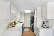 Photo - 4484 La Deney St