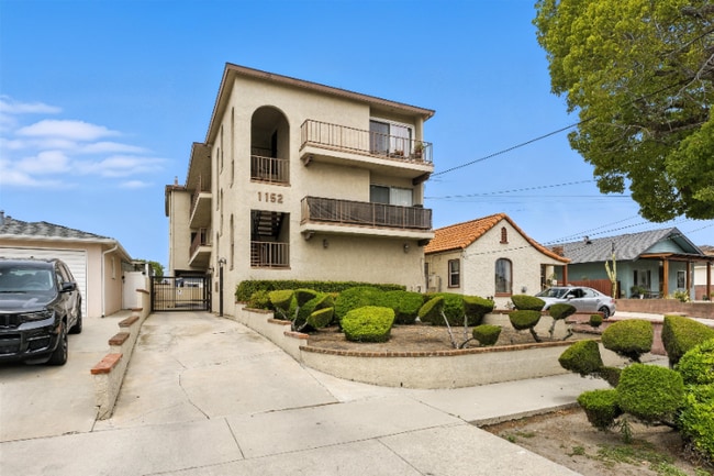 Photo - 1152 W 24th St Condo Unit 4