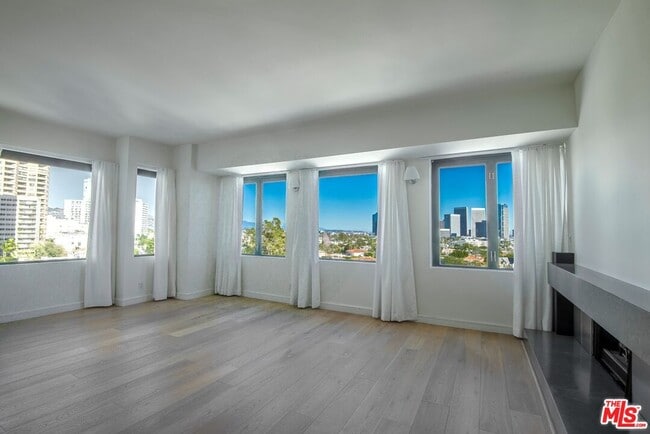 Building Photo - 10520 Wilshire Blvd Unit 1004