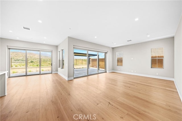 Photo - 130 Mossvine