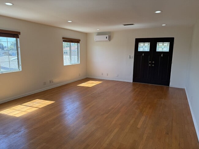 Photo - Washington Duplex Unit Back House