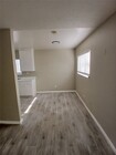Photo - 687 W 17th St